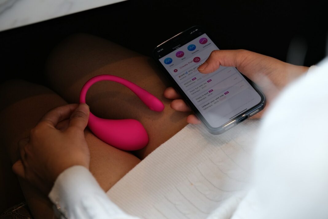Vibratore controllo remoto gestito tramite smartphone